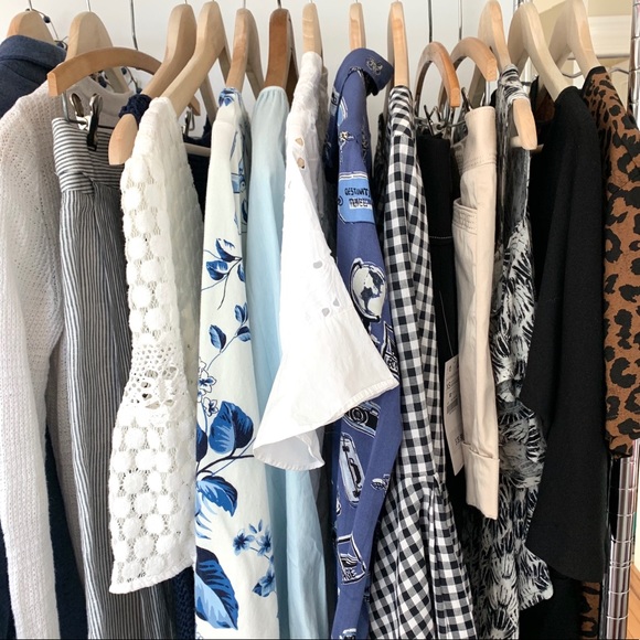 8 PC MYSTERY RESELLER BOX! Variety Clothing XS SM - Picture 6 of 8